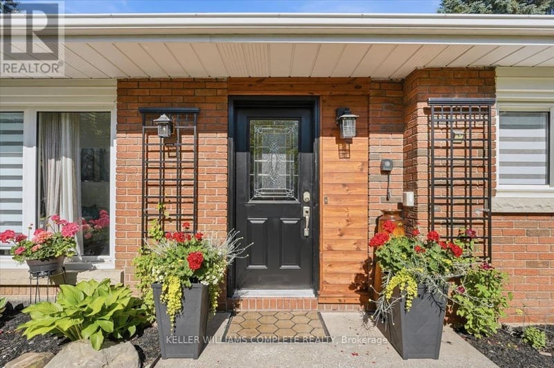 3255 Prior Crescent, Niagara Falls (Casey), Ontario, L2J3B2, Niagara Falls (Casey), Ontario — photo 1 of 5