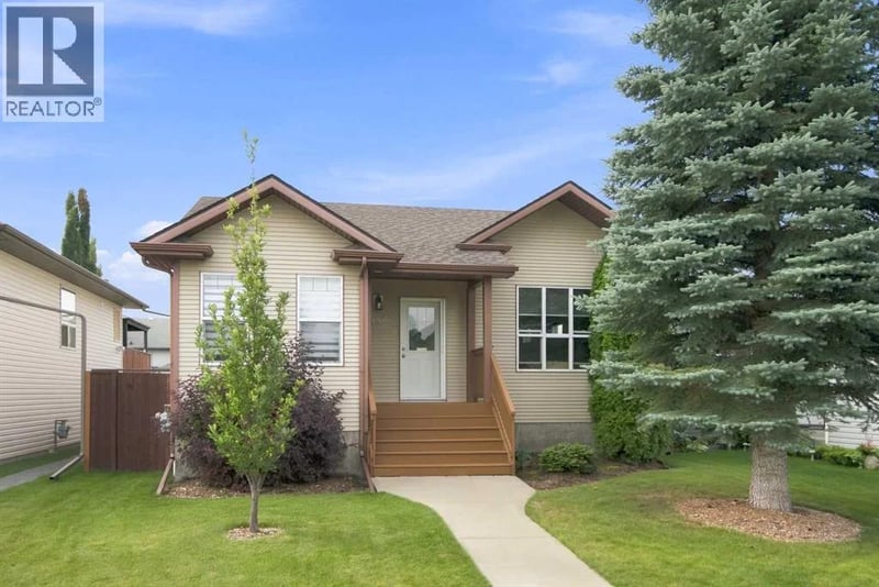 132 Downing Close, Red Deer, Alberta, T4R3K1, Red Deer, Alberta — photo 1 of 5