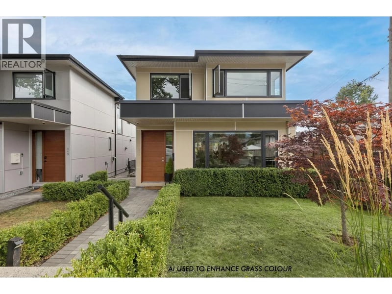 351 21ST Street, North Vancouver, British Columbia, V7M1Z6, North Vancouver, British Columbia — photo 1 of 5