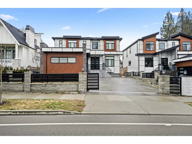 16117 108 Avenue, Surrey, British Columbia, V4N1P2, Surrey, British Columbia — photo 1 of 5