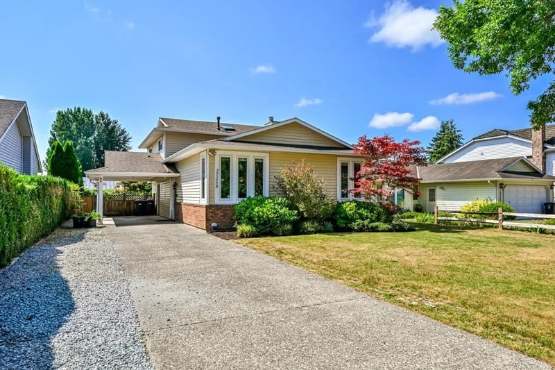 27258 26B Avenue, Langley, British Columbia, V4W3K2, Langley, British Columbia — photo 1 of 5