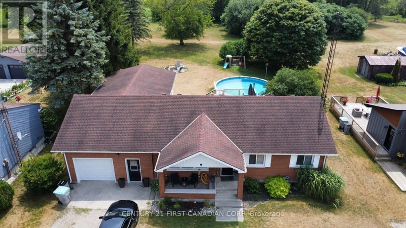 8319 Goosemarsh Line, Lambton Shores (Walden), Ontario, N0M1T0, Lambton Shores (Walden), Ontario — photo 1 of 5