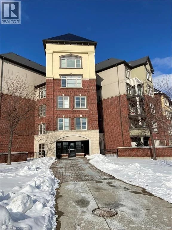 #227 3070 ROTARY Way, Burlington, Ontario, L7M0H1, Burlington, Ontario — photo 1 of 5
