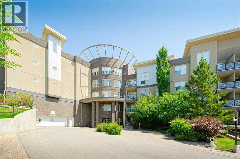 88 Arbour Lake Road Northwest, Calgary, Alberta, T3G0C2, Calgary, Alberta — photo 1 of 5