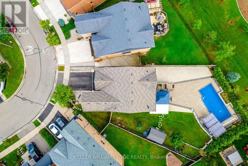 200 Giddings Crescent, Milton (SC Scott), Ontario, L9T7A7, Milton (SC Scott), Ontario — photo 1 of 5