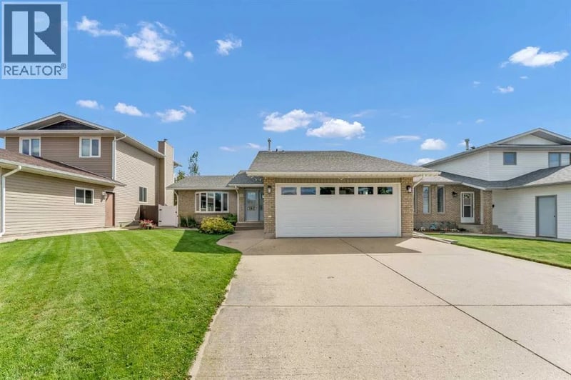 29 Rice Drive Southeast, Medicine Hat, Alberta, T1B3X2, Medicine Hat, Alberta — photo 1 of 5