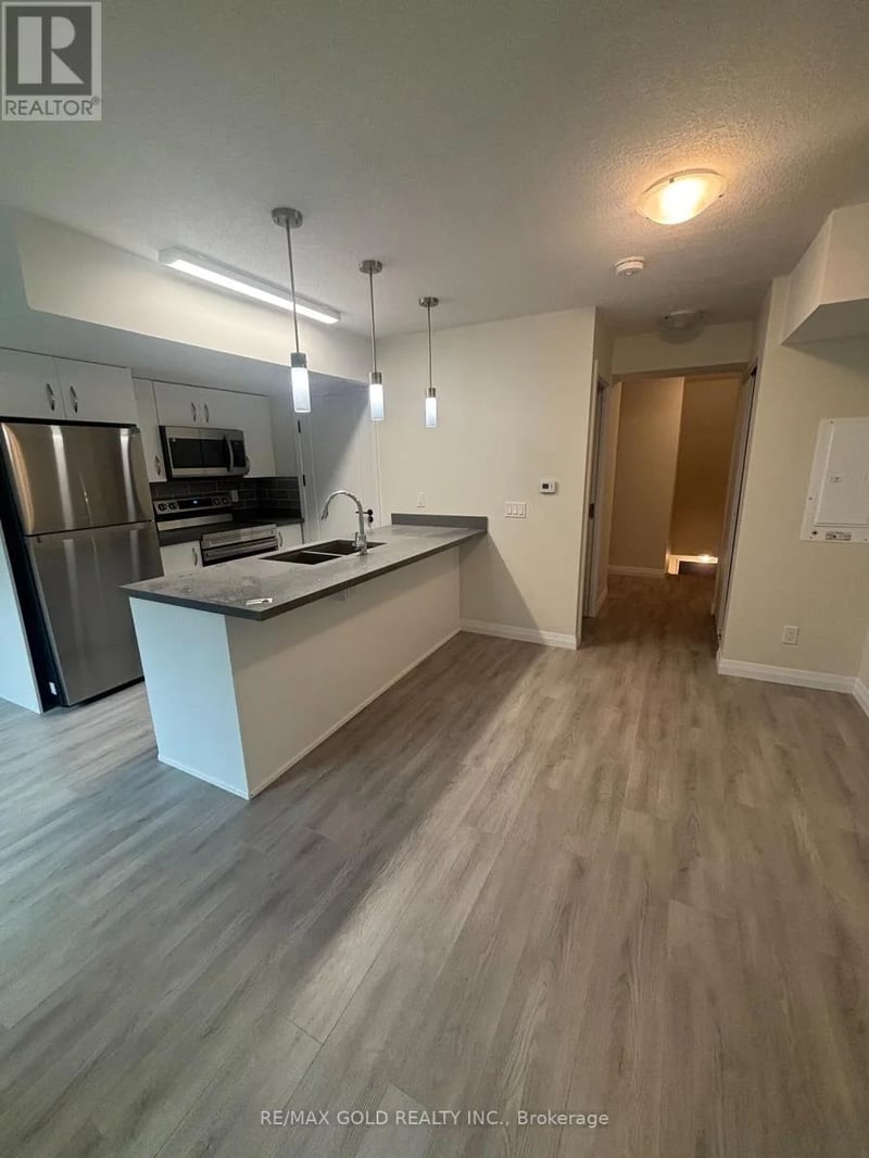 #C-54 370 Fisher Mills Road East, Cambridge, Ontario, N3C0G8, Cambridge, Ontario — photo 1 of 5
