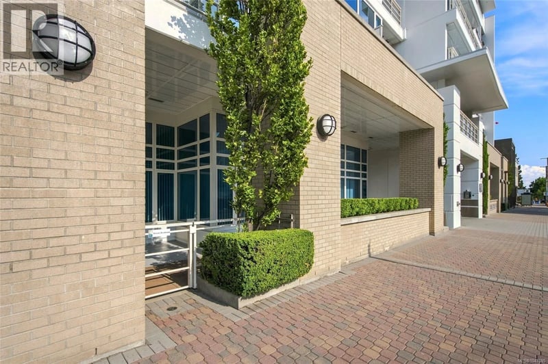 #107 38 Front Street, Nanaimo, British Columbia, V9R5H7, Nanaimo, British Columbia — photo 1 of 5