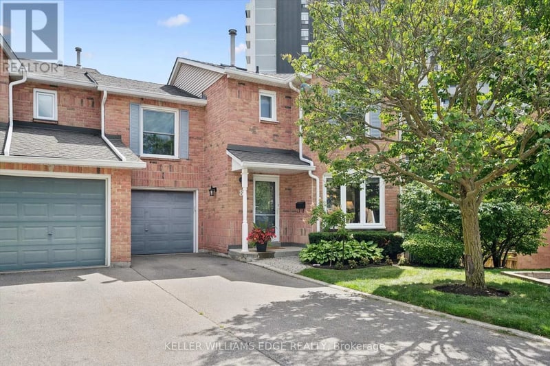 #8 2155 Duncaster Drive, Burlington (Brant Hills), Ontario, L7P4R3, Burlington (Brant Hills), Ontario — photo 1 of 5