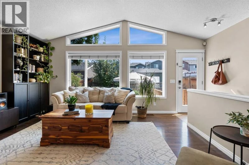 38 Auburn Bay Gardens Southeast, Calgary, Alberta, T3M0K3, Calgary, Alberta — photo 1 of 5