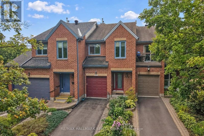 137 Dunbarton Court, Ottawa, Ontario, K1K4L6, Ottawa, Ontario — photo 1 of 5