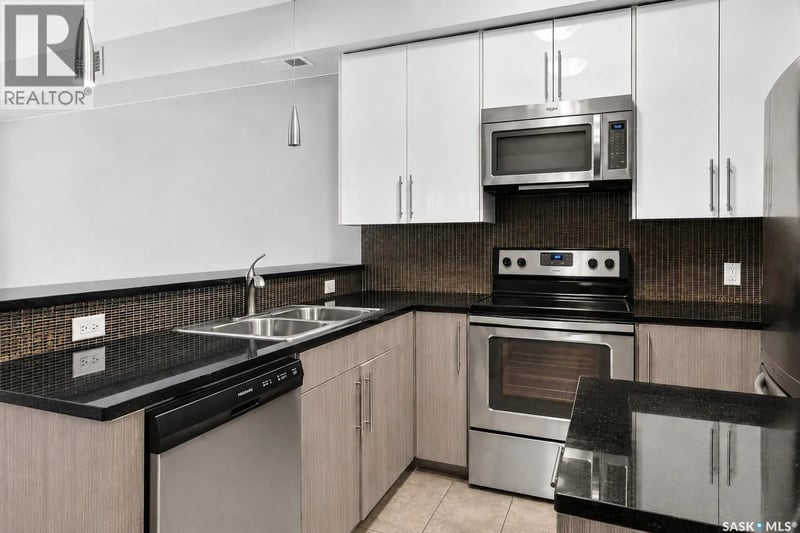 202 2255 ANGUS STREET, Regina, Saskatchewan, S4T2A3, Regina, Saskatchewan — photo 1 of 5
