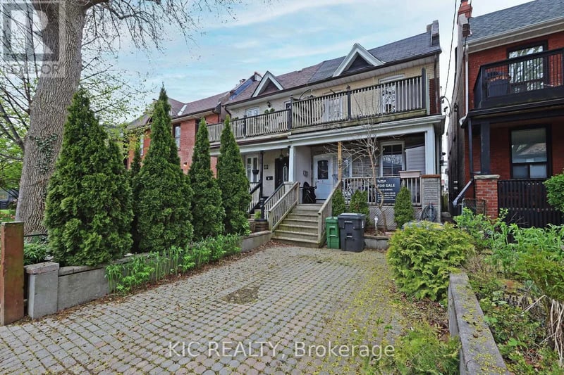 20 Ashdale Avenue, Toronto (Greenwood-Coxwell), Ontario, M4L2Y7, Toronto (Greenwood-Coxwell), Ontario — photo 1 of 5