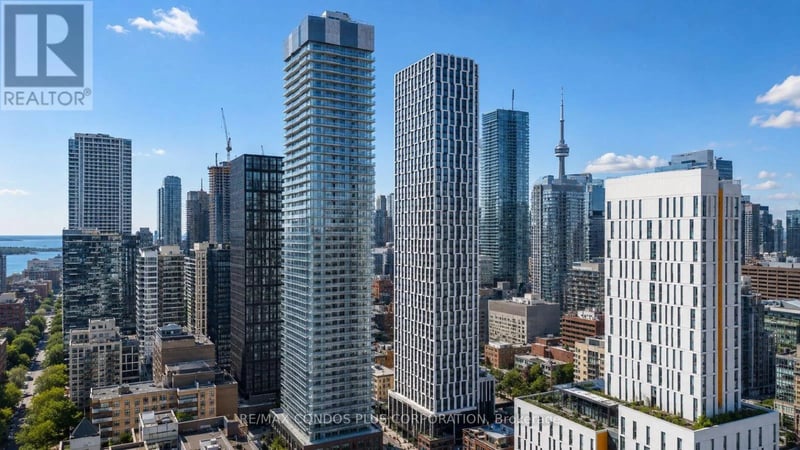 #907 100 Dalhousie Street, Toronto (Church-Yonge Corridor), Ontario, M5B0C7, Toronto (Church-Yonge Corridor), Ontario — photo 1 of 5