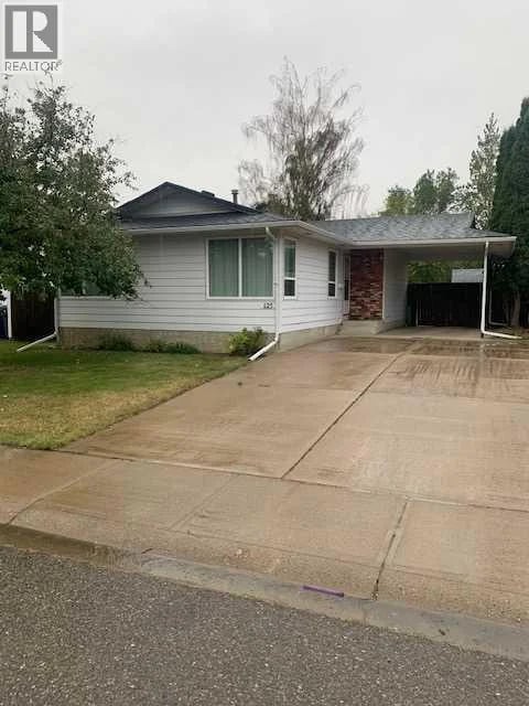 125 Pensacola Court West, Lethbridge, Alberta, T1K4R7, Lethbridge, Alberta — photo 1 of 5