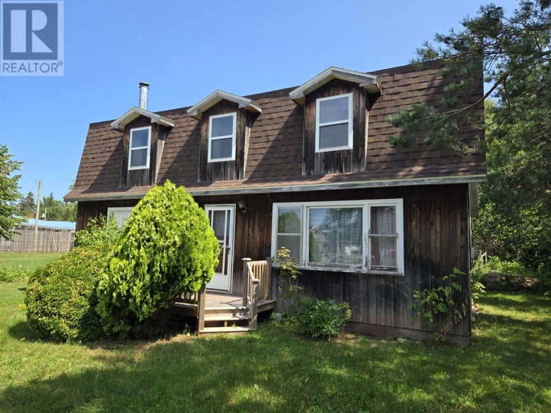 60 Dufferin Street, Alberton, Prince Edward Island, C0B1B0, Alberton, Prince Edward Island — photo 1 of 5