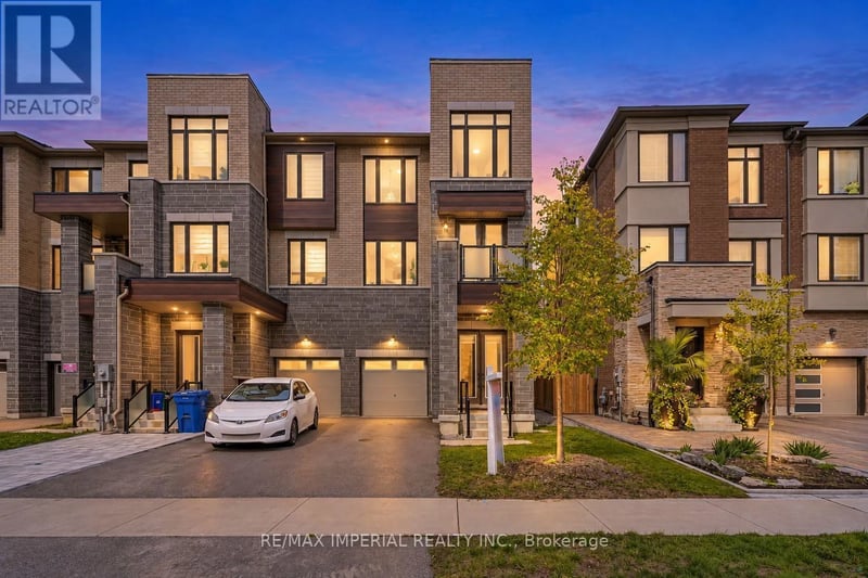 212 Vermont Avenue, Newmarket (Summerhill Estates), Ontario, L3X0M6, Newmarket (Summerhill Estates), Ontario — photo 1 of 5