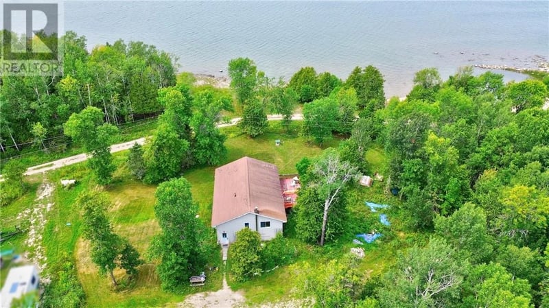 30 Grandor Road, Kagawong, Manitoulin Island, Ontario, P0P1J0, Kagawong, Manitoulin Island, Ontario — photo 1 of 5