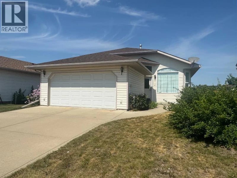114 Sunridge Avenue, Blackfalds, Alberta, T0M0J0, Blackfalds, Alberta — photo 1 of 5