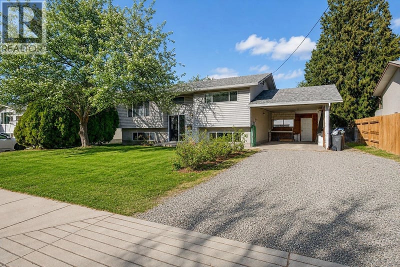 290 Pearson Road, Kelowna, British Columbia, V1X2L6, Kelowna, British Columbia — photo 1 of 5