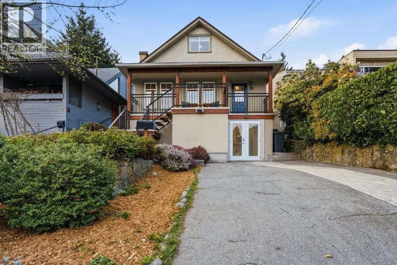 272 OSBORNE Road, North Vancouver, British Columbia, V7N1M1, North Vancouver, British Columbia — photo 1 of 5