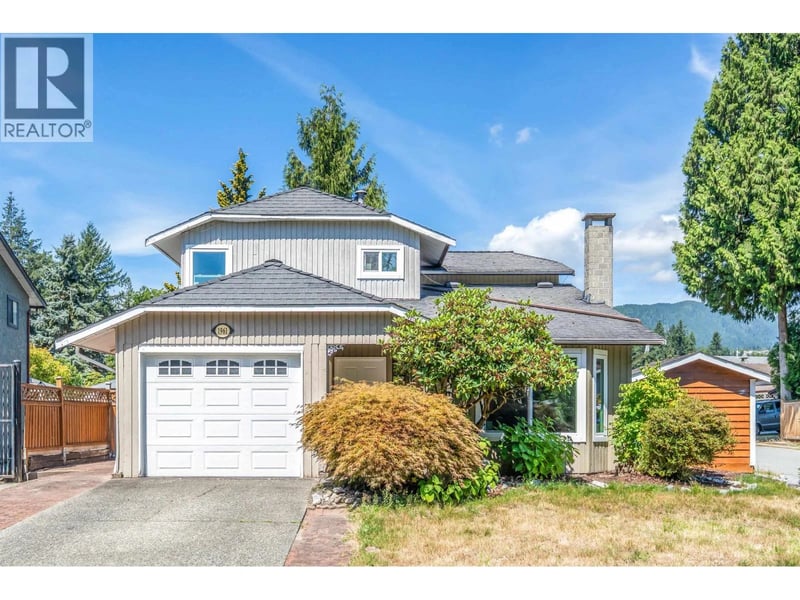 1961 FLYNN Crescent, Coquitlam, British Columbia, V3E1W7, Coquitlam, British Columbia — photo 1 of 5
