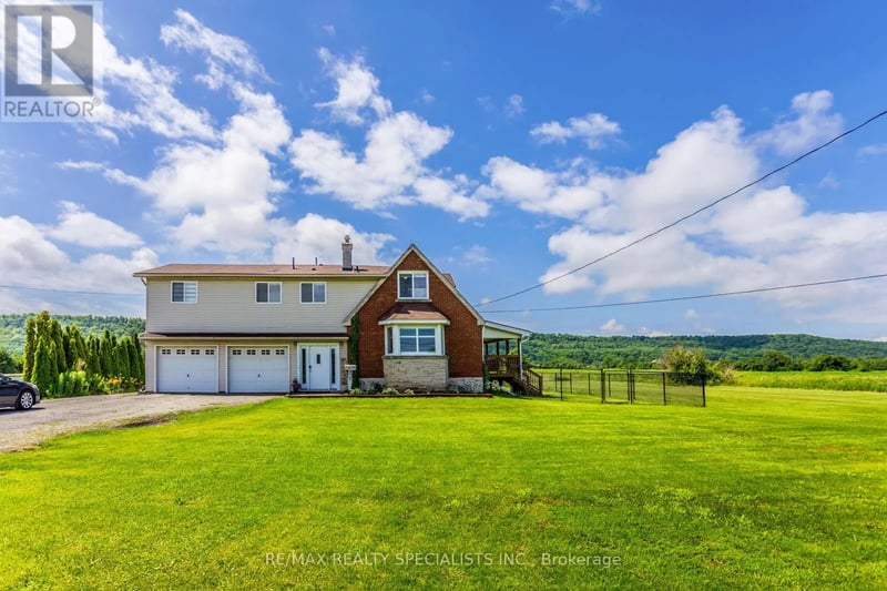 475 Main Street West, Grimsby (Grimsby West), Ontario, L3M1T4, Grimsby (Grimsby West), Ontario — photo 1 of 5