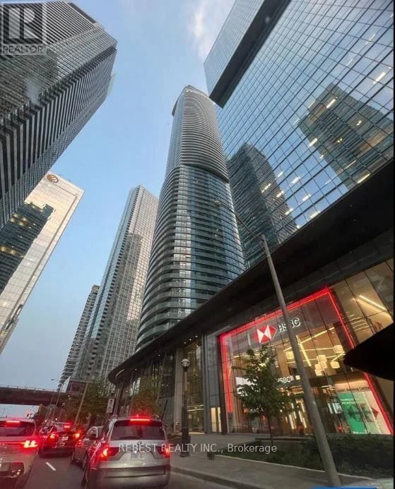 #6709 14 York Street, Toronto (Waterfront Communities), Ontario, M5J0B1, Toronto (Waterfront Communities), Ontario — photo 1 of 5