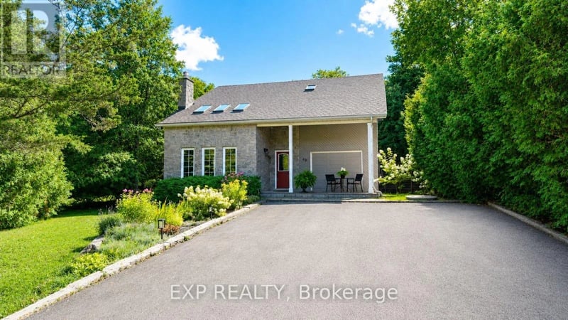49 King Street West, Blue Mountains, Ontario, N0H2P0, Blue Mountains, Ontario — photo 1 of 5