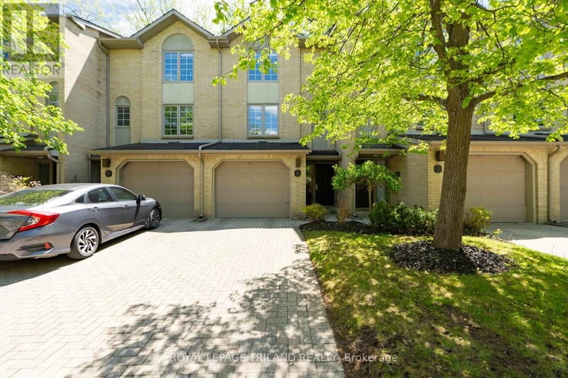 #4 1399 Commissioners Road West, London South (South B), Ontario, N6K4G9, London South (South B), Ontario — photo 1 of 5