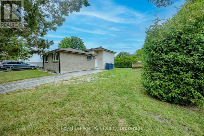 727 Johnston Crescent, Kincardine, Ontario, N2Z1S5, Kincardine, Ontario — photo 1 of 5