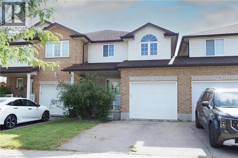 776 PARIS Boulevard, Waterloo, Ontario, N2T2Y1, Waterloo, Ontario — photo 1 of 5