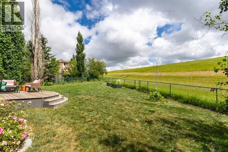 81 Royal Crest Terrace Northwest, Calgary, Alberta, T3G4M2, Calgary, Alberta — photo 1 of 5