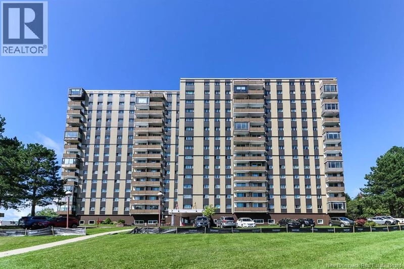 310 Woodward Unit# 909, Saint John, New Brunswick, E2K2L1, Saint John, New Brunswick — photo 1 of 5