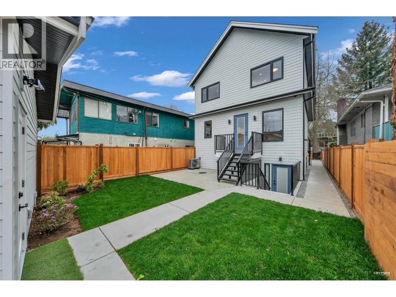 2713 CHEYENNE Avenue, Vancouver, British Columbia, V5R4R5, Vancouver, British Columbia — photo 1 of 5