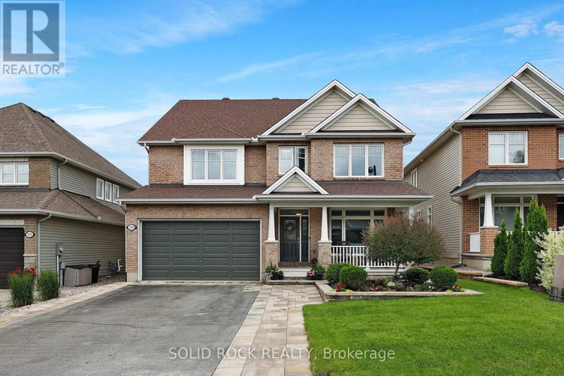 703 Mashkig Avenue, Ottawa, Ontario, K4A0Y7, Ottawa, Ontario — photo 1 of 5