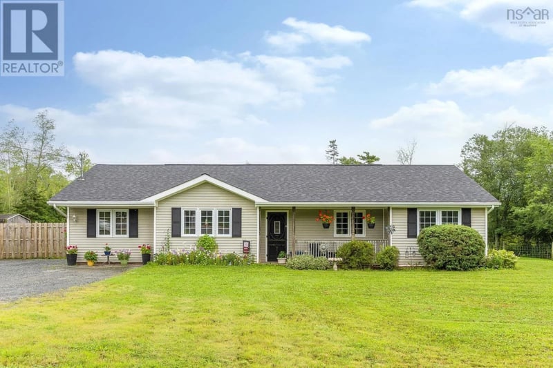 18951 Highway 2, Stewiacke, Nova Scotia, B0N2J0, Stewiacke, Nova Scotia — photo 1 of 5