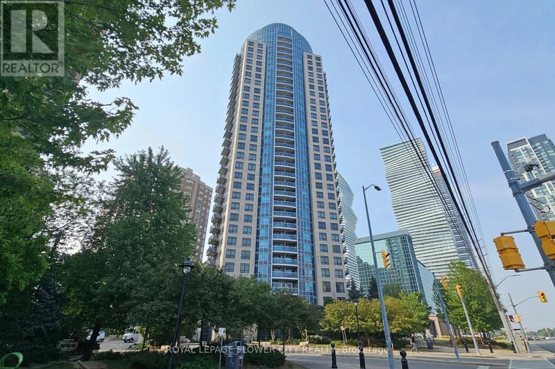 #1902 330 Burnhamthorpe Road West, Mississauga (City Centre), Ontario, L5B0E1, Mississauga (City Centre), Ontario — photo 1 of 5