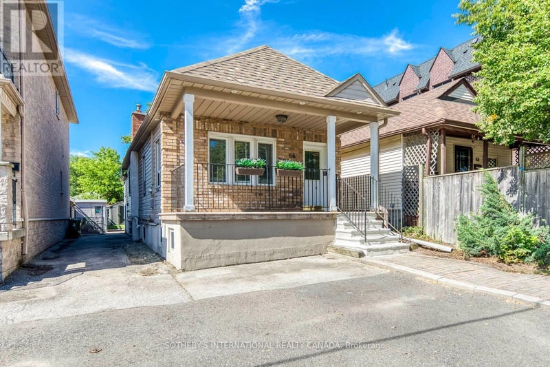 66 Twenty Ninth Street, Toronto (Long Branch), Ontario, M8W3B2, Toronto (Long Branch), Ontario — photo 1 of 5