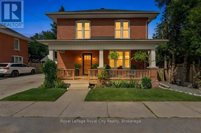 9 Wilbur Street North, Halton Hills (AC Acton), Ontario, L7J2C3, Halton Hills (AC Acton), Ontario — photo 1 of 5