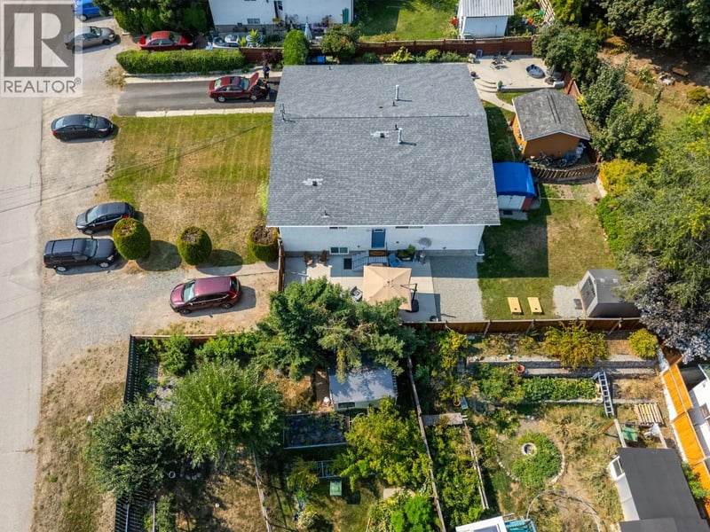 2440 Margaret Road, West Kelowna, British Columbia, V4T1N6, West Kelowna, British Columbia — photo 1 of 5
