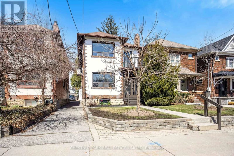 #Upper 54 Mcnairn Avenue, Toronto (Bedford Park-Nortown), Ontario, M5M2H5, Toronto (Bedford Park-Nortown), Ontario — photo 1 of 5