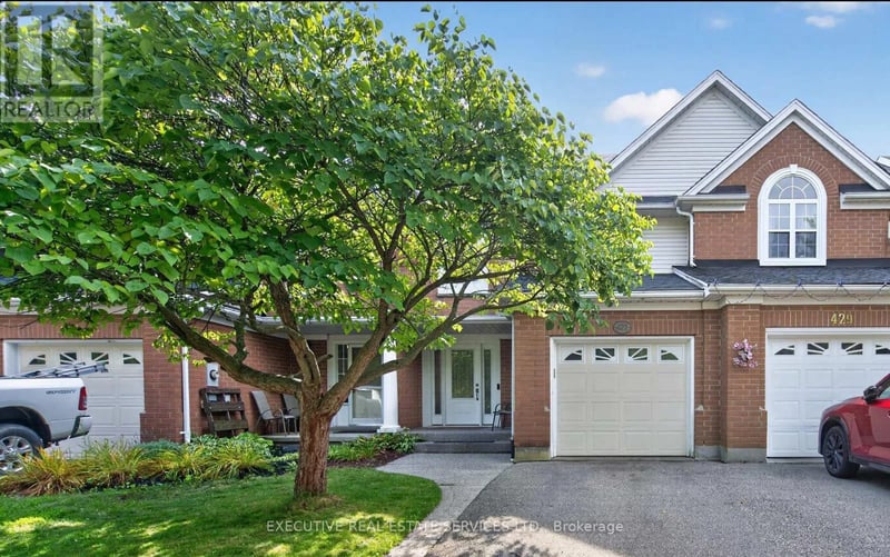 427 Beaver Creek Road, Waterloo, Ontario, N1V2J8, Waterloo, Ontario — photo 1 of 5
