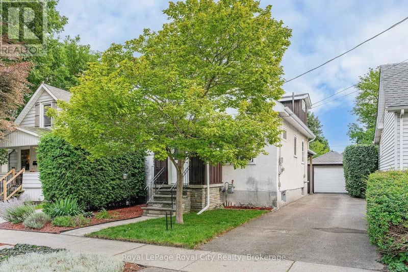 19 Walter Street, Guelph (St. Patrick's Ward), Ontario, N1E5N9, Guelph (St. Patrick's Ward), Ontario — photo 1 of 5