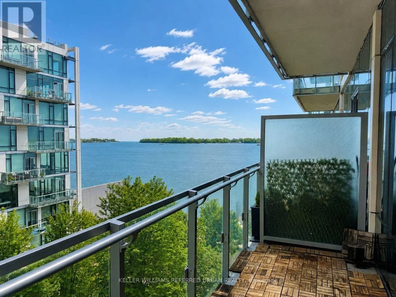 #716 39 Queens Quay East, Toronto (Waterfront Communities), Ontario, M5E0A5, Toronto (Waterfront Communities), Ontario — photo 1 of 5