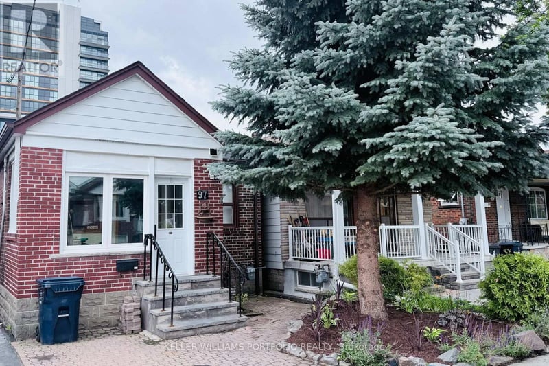 97 Livingstone Avenue, Toronto (Briar Hill-Belgravia), Ontario, M6E2L7, Toronto (Briar Hill-Belgravia), Ontario — photo 1 of 5