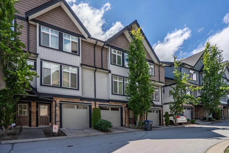 #30 6299 144 Street, Surrey, British Columbia, V3X1A2, Surrey, British Columbia — photo 1 of 5