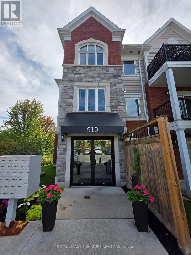 #102 910 Wentworth Street, Peterborough (Otonabee Ward 1), Ontario, K9J8R8, Peterborough (Otonabee Ward 1), Ontario — photo 1 of 5