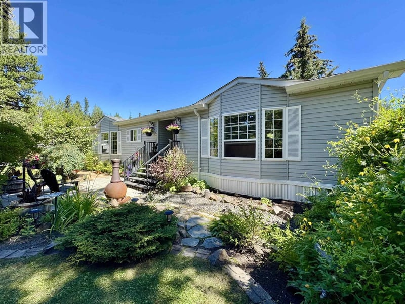 6485 GREY Crescent, Horse Lake, British Columbia, V0K2E3, Horse Lake, British Columbia — photo 1 of 5
