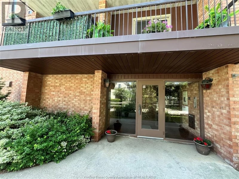 #303 26 ALICE Street North, Essex, Ontario, N8M1C9, Essex, Ontario — photo 1 of 5